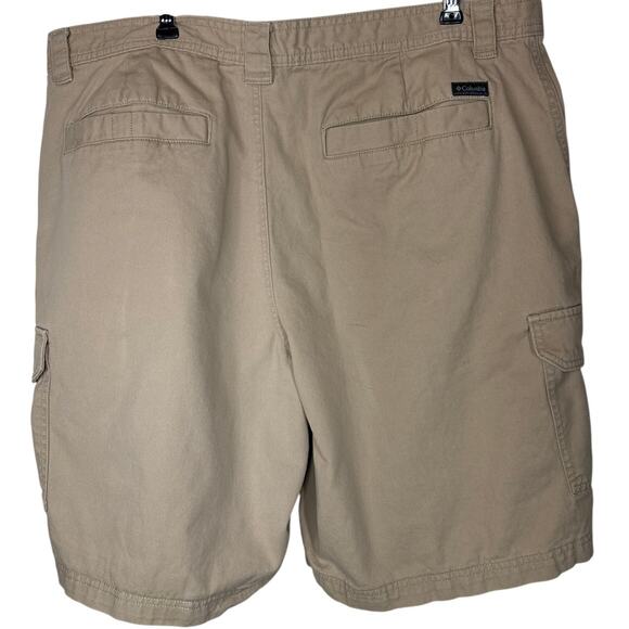 Columbia Men's Omni-Shade Cargo Shorts, Khaki/Tan, Size 40 - Picture 2 of 8